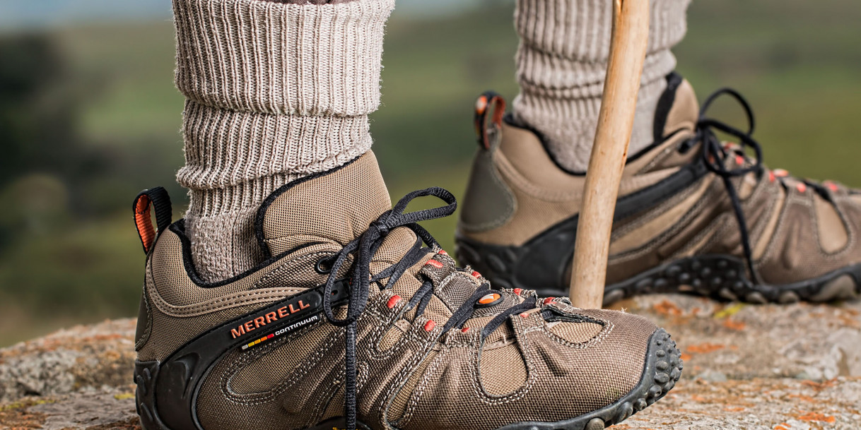 merrell low cut hiking shoes